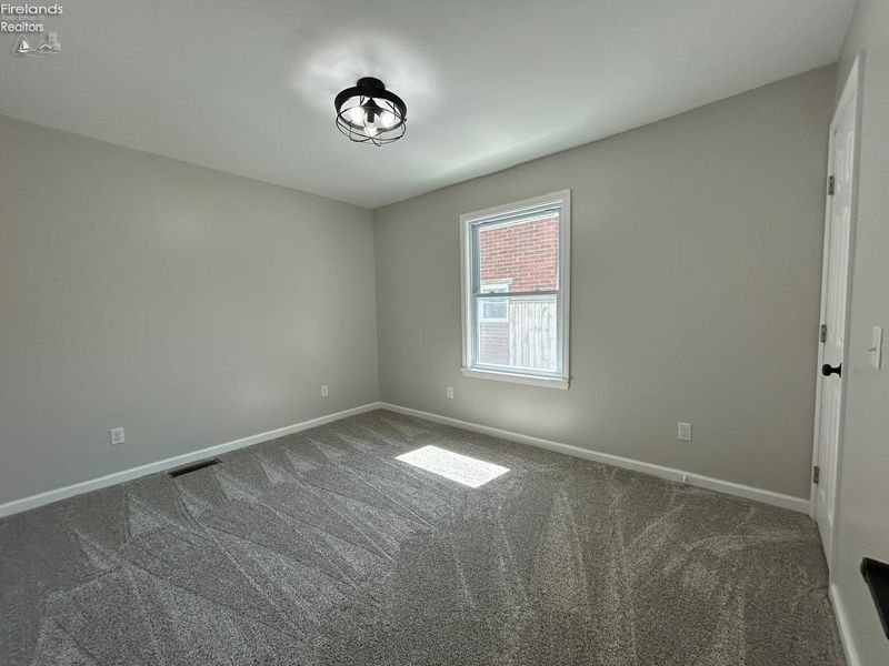 1044 Decatur, Vermilion, OH 44089 Photo 14