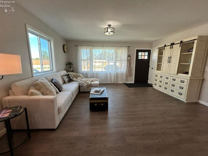 1044 Decatur, Vermilion, OH 44089 Photo 7