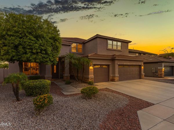 9807 E LOMPOC Avenue, Mesa, AZ 85209