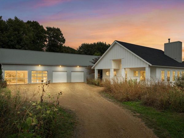 35294 382nd Street, Saint Peter, MN 56082