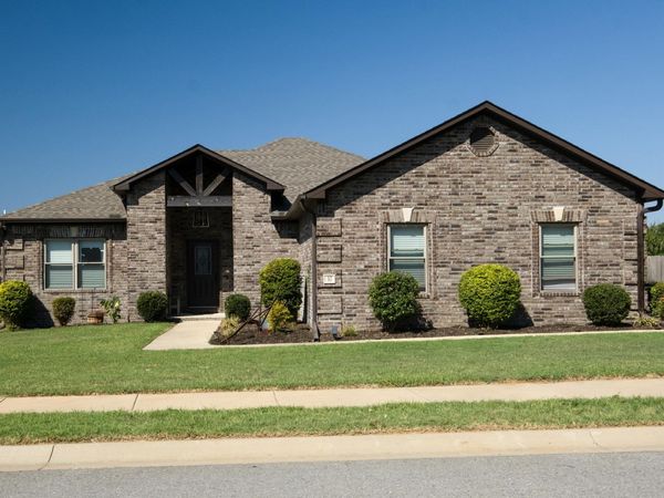 37 Aberdeen Dr , Cabot, AR 72023