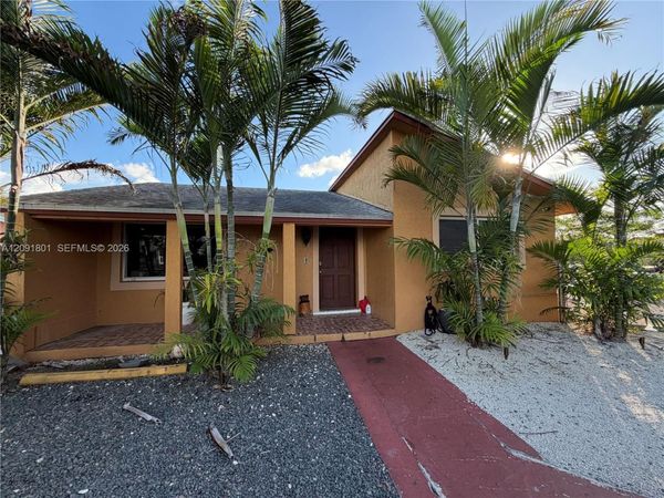 30486 SW 162nd Pl , Homestead, FL 33033