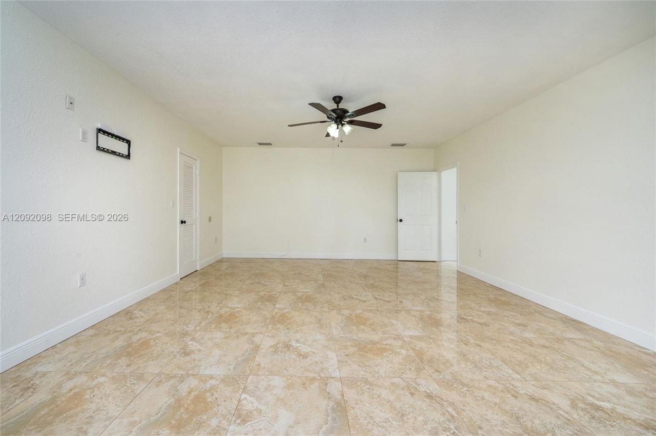 589 Miller Dr , Miami Springs, FL 33166 Photo