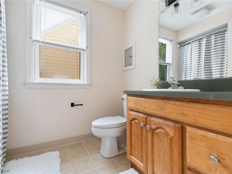 300 E 216th Street, Euclid, OH 44123 Photo 18