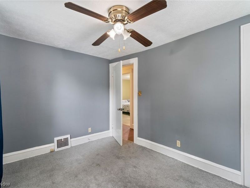 300 E 216th Street, Euclid, OH 44123 Photo 22