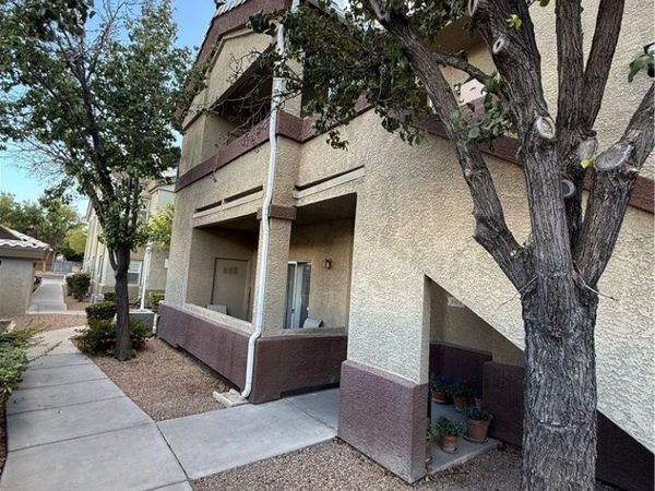 3933 Lazy Pine Street , Unit 201, Las Vegas, NV 89108