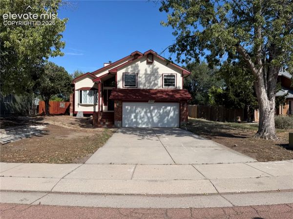 1945 Ambleside Drive, Colorado Springs, CO 80915