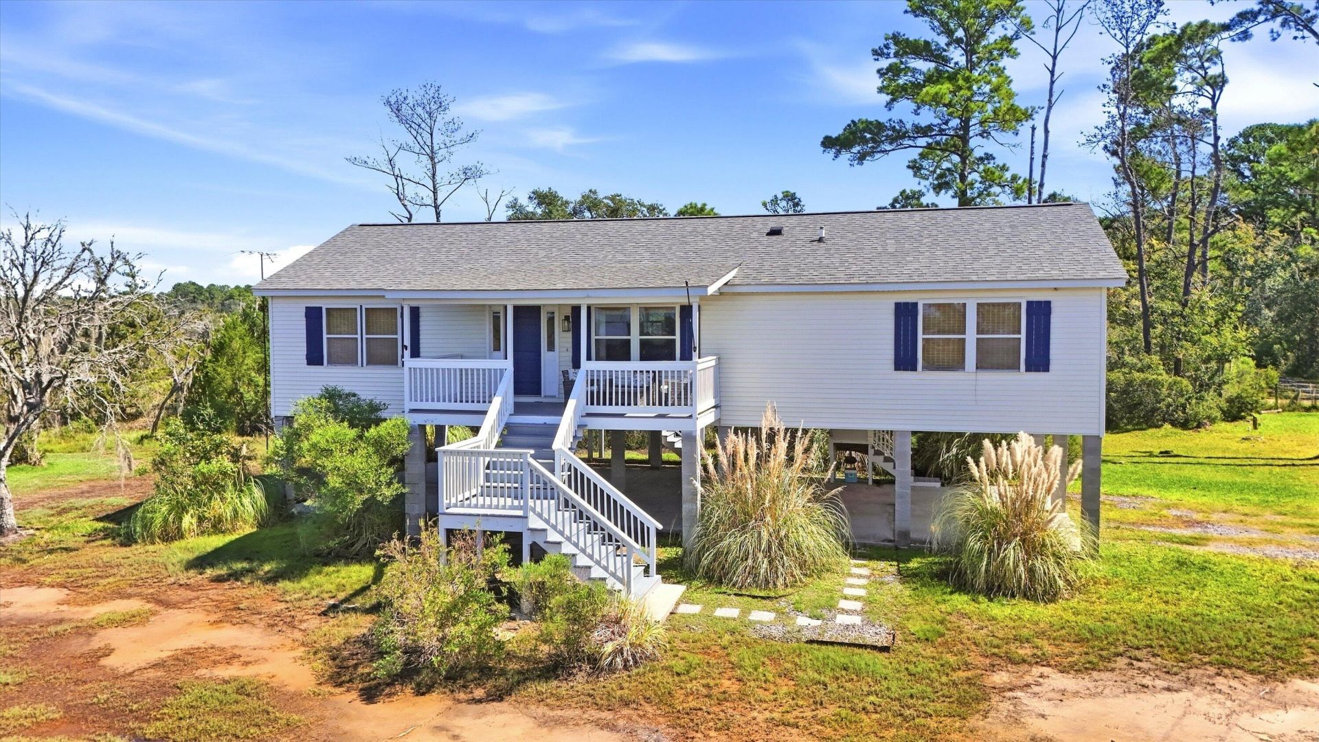 3810 Marshfield Road Photo 2