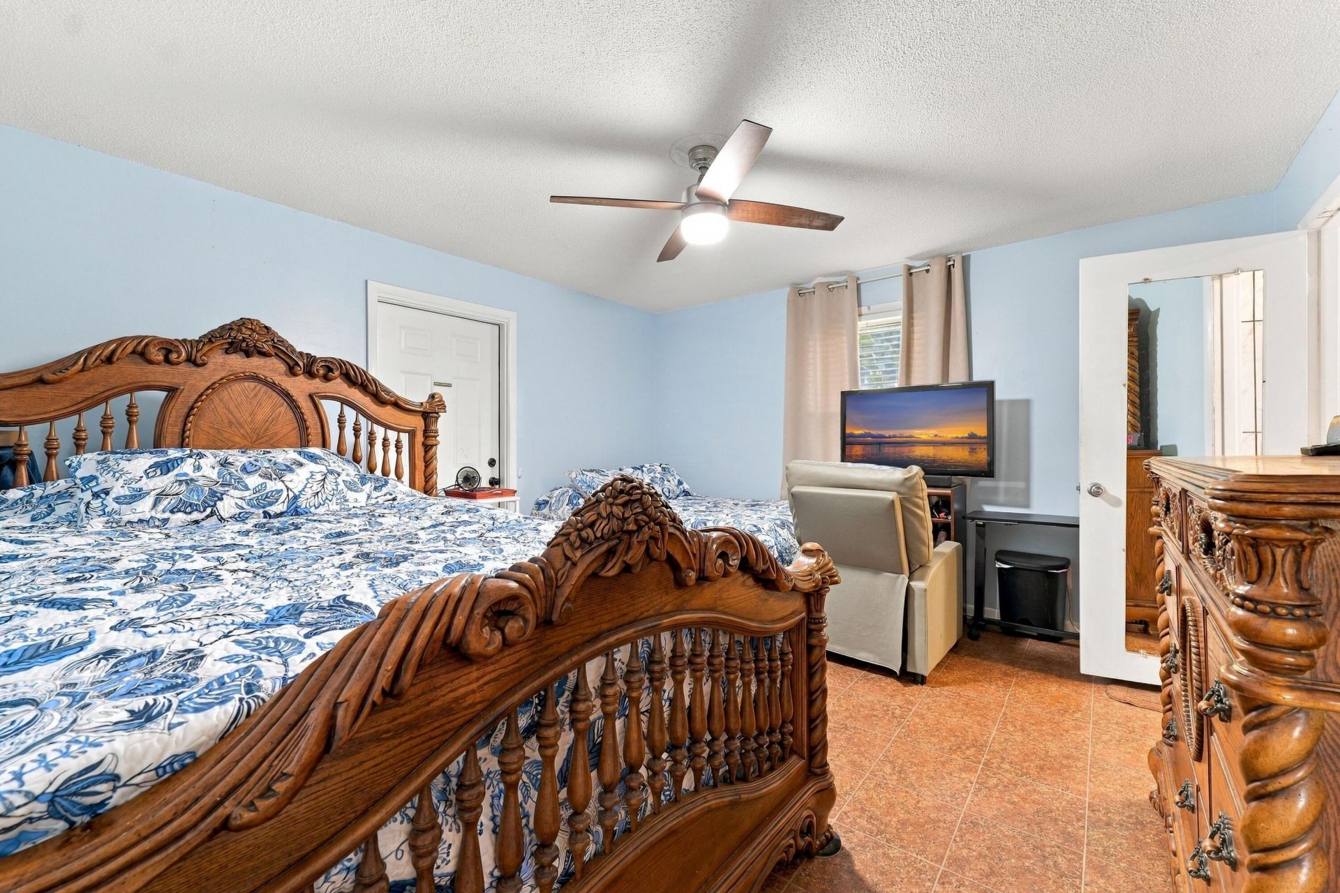 1922 S Live Oak Drive Photo 15