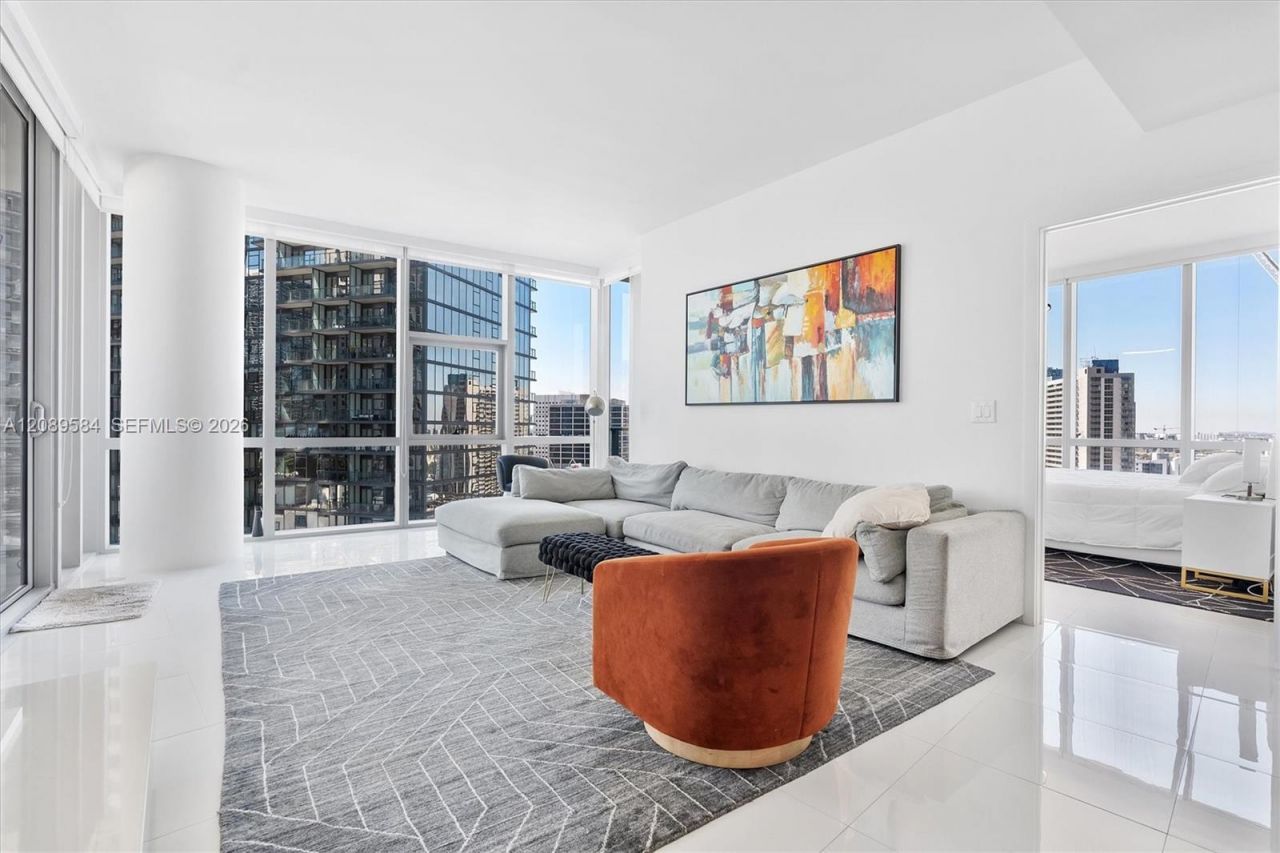 851 NE 1st Ave , Unit 1712, Miami, FL 33132 Photo
