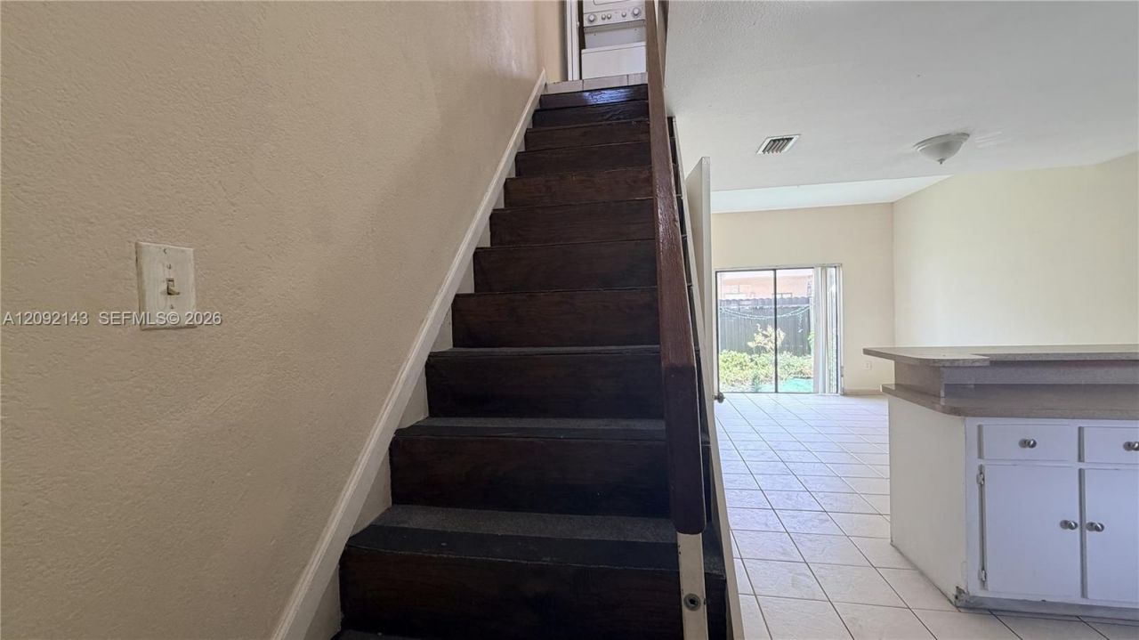 5712 W 25th Ct, Unit 5712, Hialeah, FL 33016 Photo