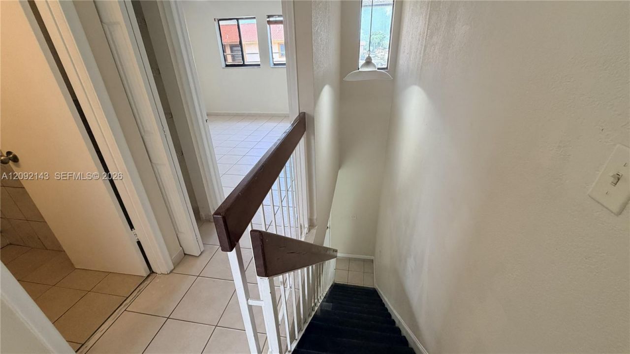 5712 W 25th Ct, Unit 5712, Hialeah, FL 33016 Photo