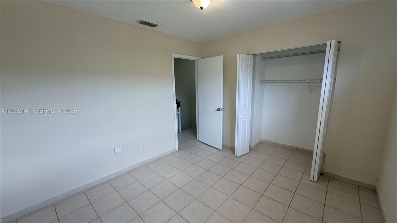 5712 W 25th Ct, Unit 5712, Hialeah, FL 33016 Photo