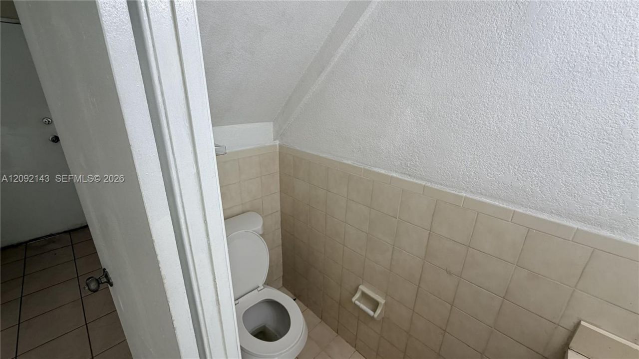 5712 W 25th Ct, Unit 5712, Hialeah, FL 33016 Photo