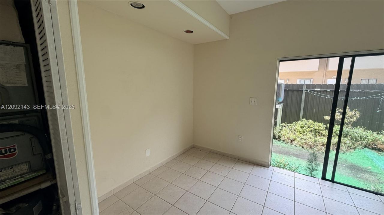 5712 W 25th Ct, Unit 5712, Hialeah, FL 33016 Photo
