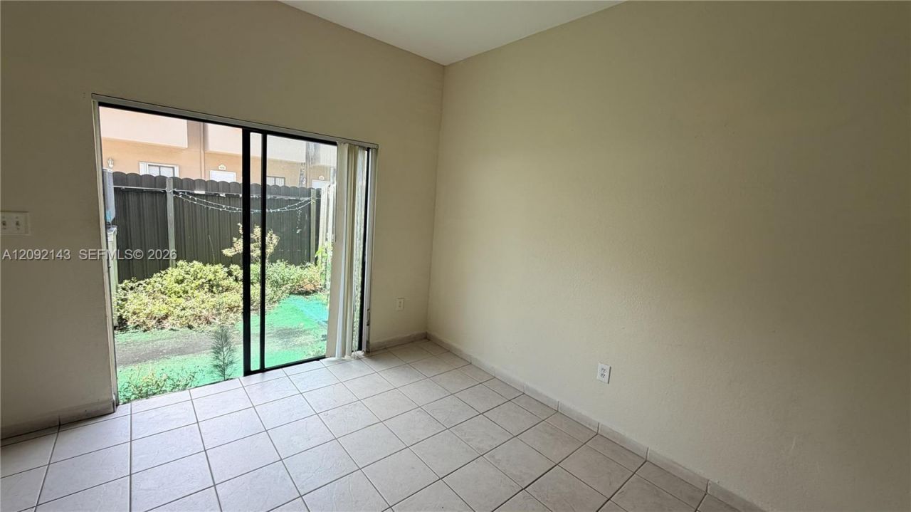 5712 W 25th Ct, Unit 5712, Hialeah, FL 33016 Photo