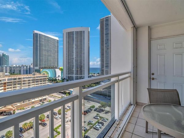 1849 S Ocean Dr , Unit PH3, Hallandale Beach, FL 33009