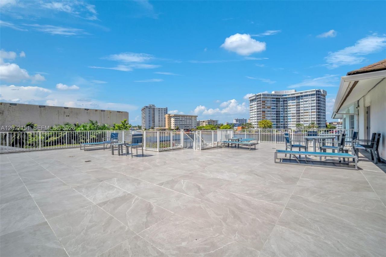 1849 S Ocean Dr , Unit PH3, Hallandale Beach, FL 33009 Photo