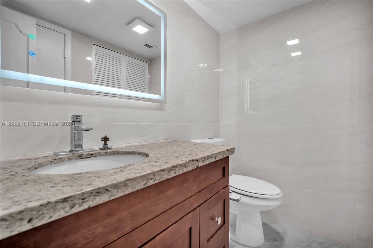 1849 S Ocean Dr , Unit PH3, Hallandale Beach, FL 33009 Photo