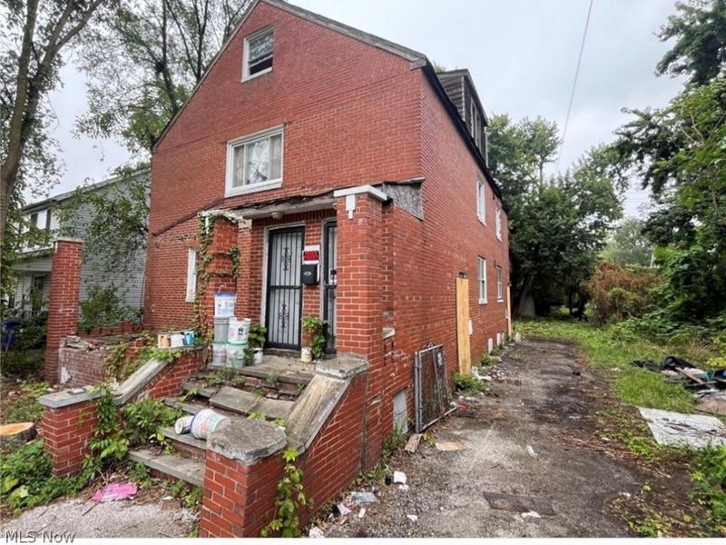 3379 E 130th Street, Cleveland, OH 44120 Photo 3