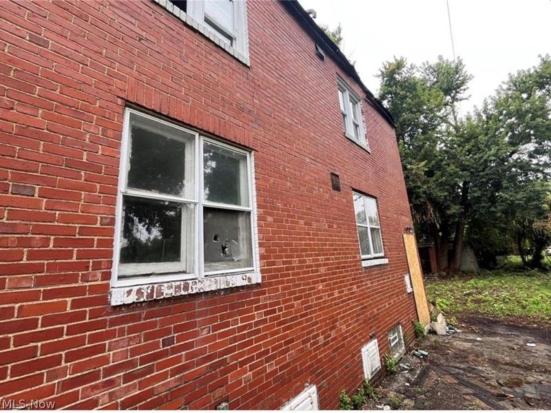 3379 E 130th Street, Cleveland, OH 44120 Photo 4