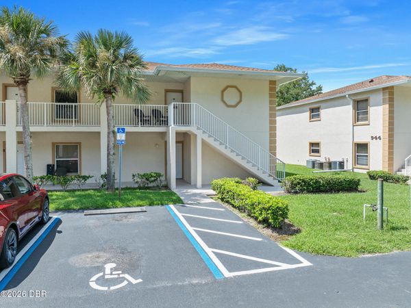 942 15th Street, Unit 104, Holly Hill, FL 32117
