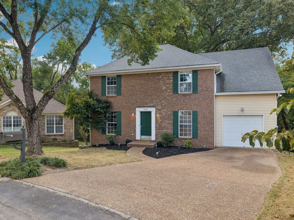 1036 Tonyawood Dr, Old Hickory, TN 37138