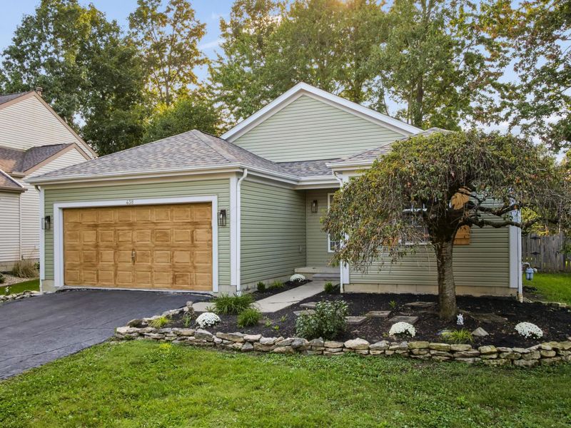 438 Bent Tree Drive, Marysville, OH 43040 Photo 2