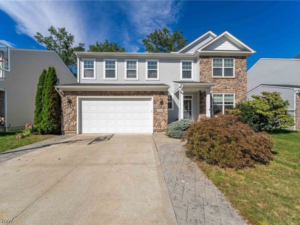 32834 Rebecca Lane, Avon Lake, OH 44012