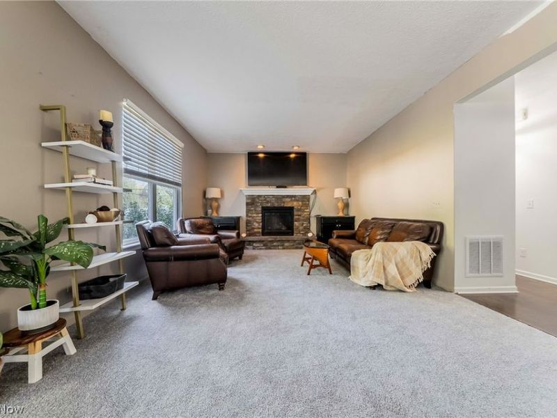 32834 Rebecca Lane, Avon Lake, OH 44012 Photo 7