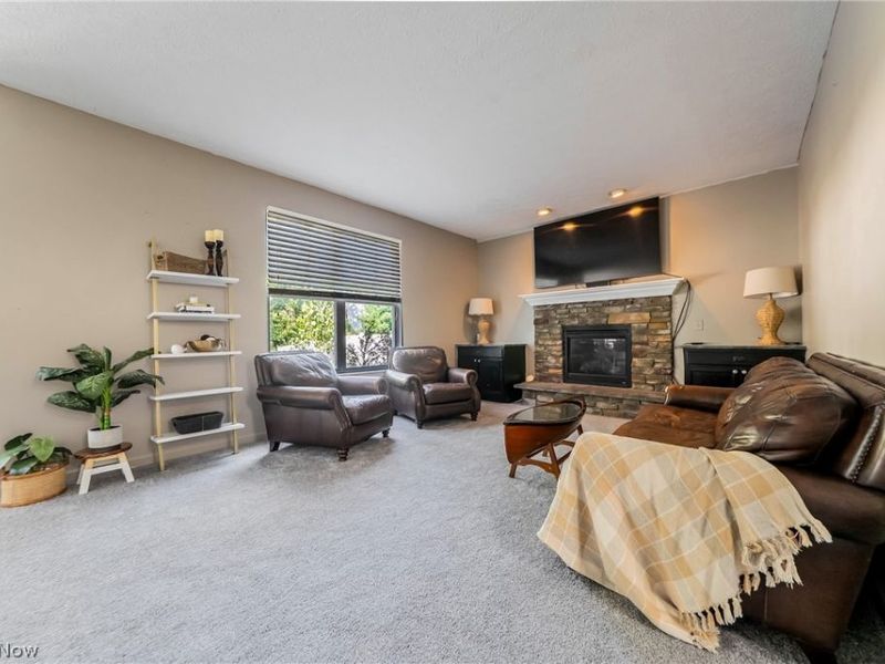 32834 Rebecca Lane, Avon Lake, OH 44012 Photo 8