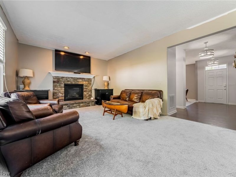 32834 Rebecca Lane, Avon Lake, OH 44012 Photo 9