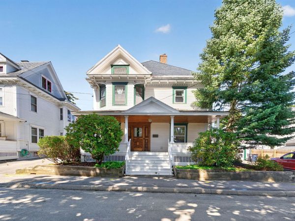 9 Mckinley Street , Bangor, ME 04401