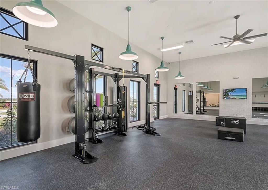 4636 Skysail Dr , Naples, FL 34120 Photo