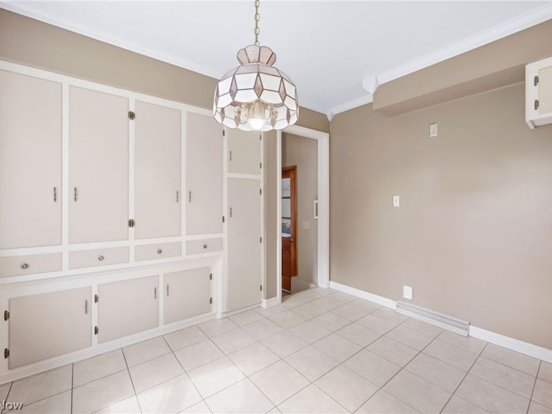 1889 Lancaster Drive, Youngstown, OH 44511 Photo 13