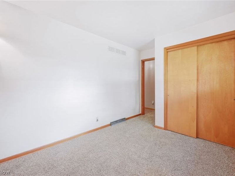 1889 Lancaster Drive, Youngstown, OH 44511 Photo 20