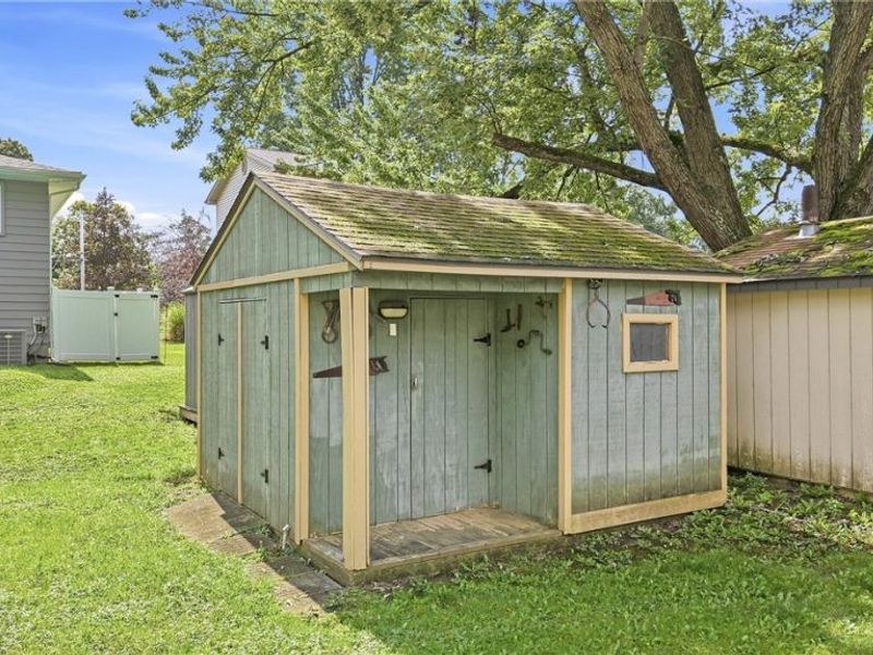 1889 Lancaster Drive, Youngstown, OH 44511 Photo 31