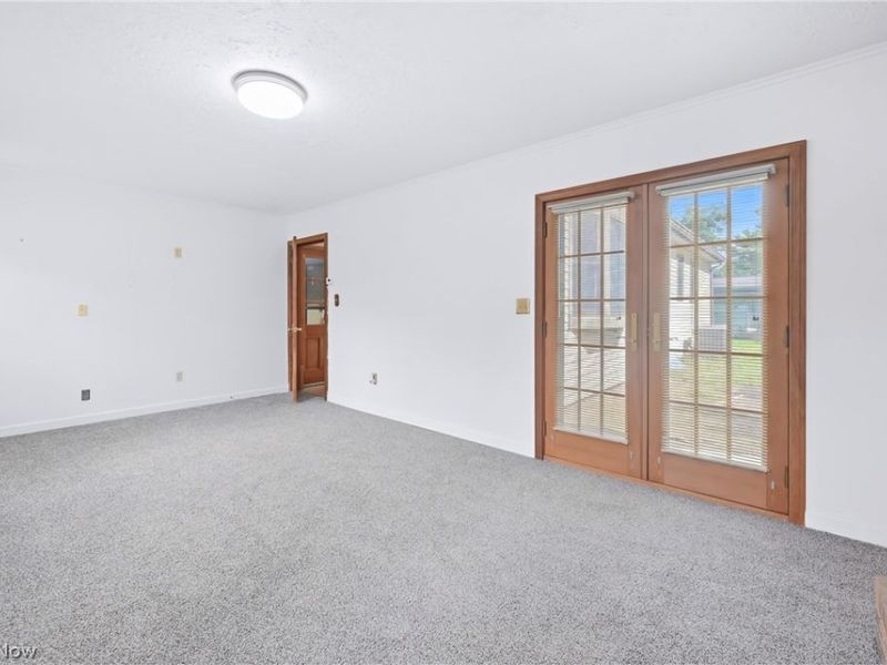 1889 Lancaster Drive, Youngstown, OH 44511 Photo 5