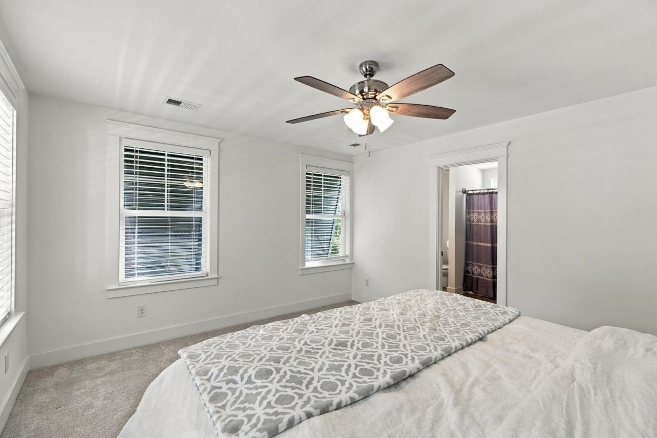 5036 Gum Tree Lane Photo 32