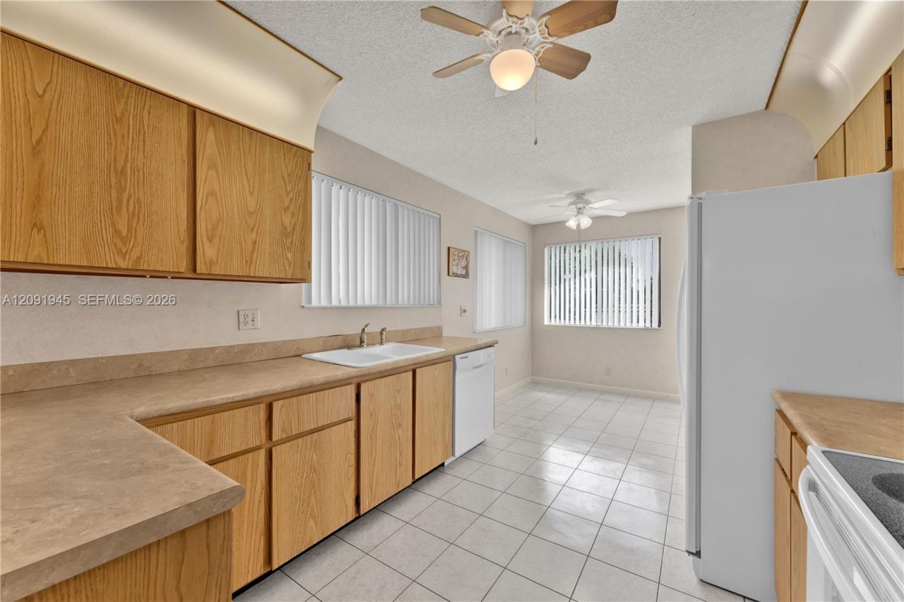 9351 SW 23rd St, Unit 3304, Davie, FL 33324 Photo