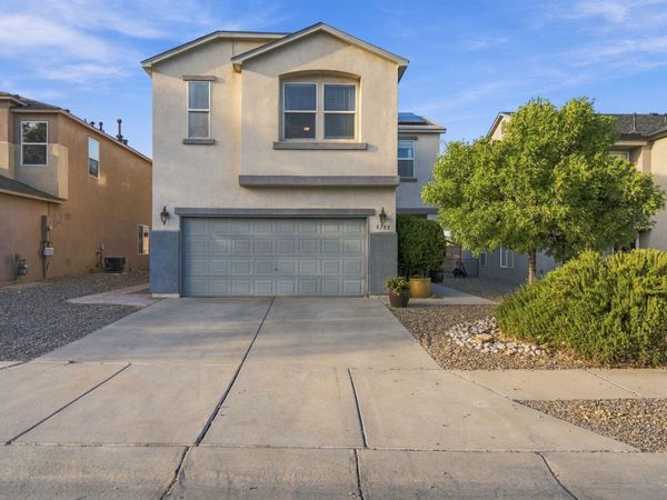 8705 Sawgrass Place NW, Albuquerque, NM 87121