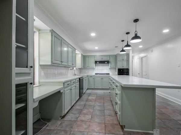 2514 Carolyn Sue Dr, Jackson, LA 70748