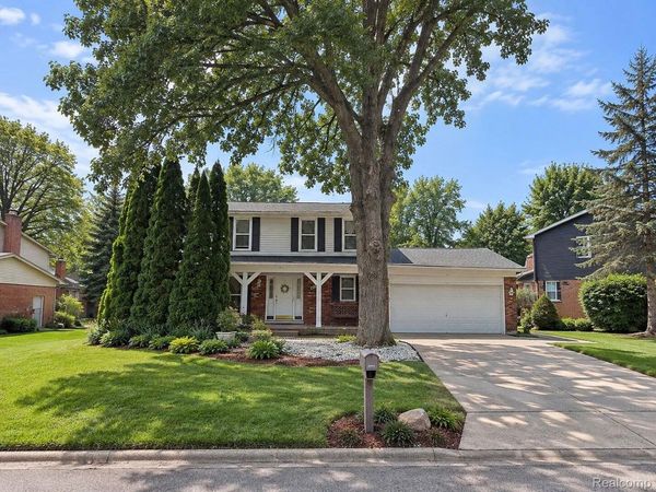 3117 Palm Aire Drive , Rochester Hills, Mi 48309