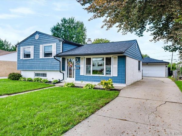 31215 Nelson Drive , Warren, Mi 48088