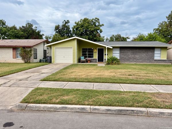 4831 SEABREEZE DR, San Antonio, TX 78220