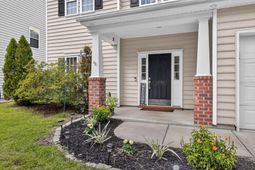 5236 Lenora Drive photo 4