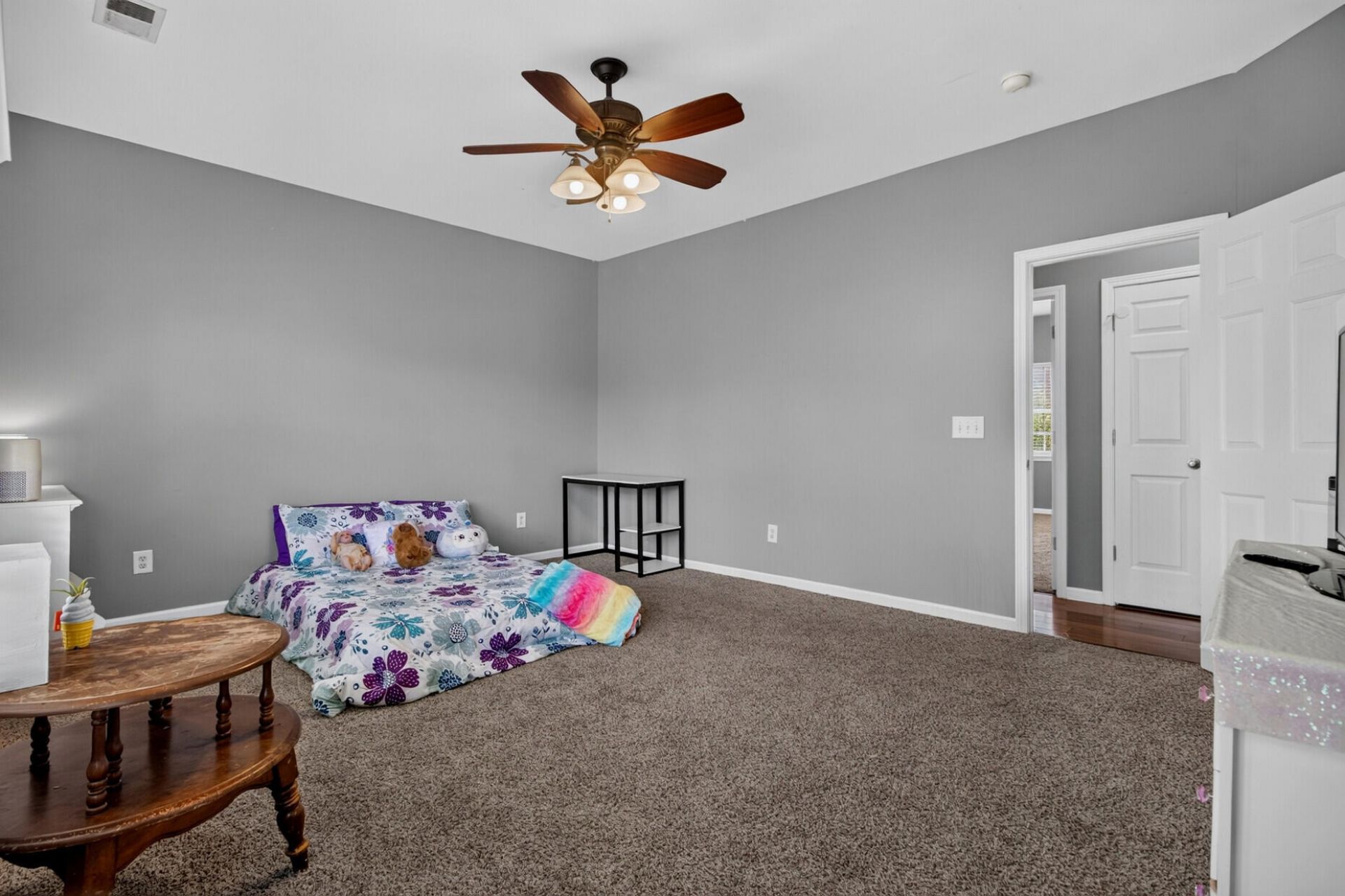 5236 Lenora Drive Photo 32