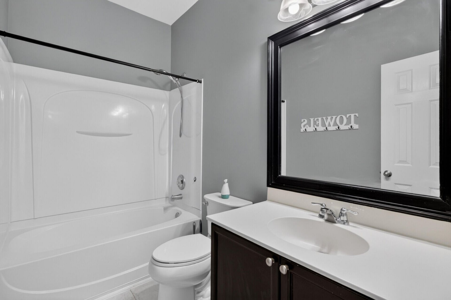 5236 Lenora Drive Photo 34