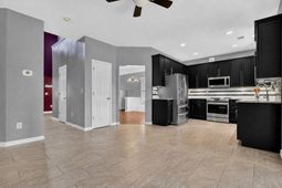 5236 Lenora Drive photo 4