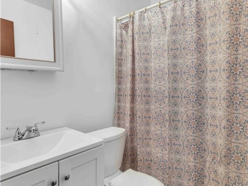 12437 National Drive, Grafton, OH 44044 Photo 21